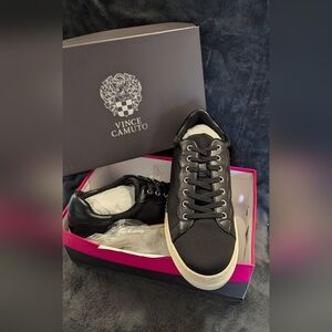 Vince Camuto tennis shoes